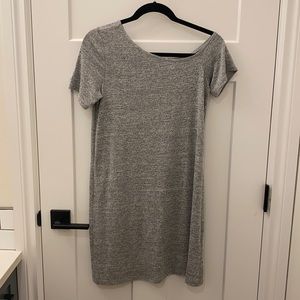 Wilfred free off the shoulder t shirt dress